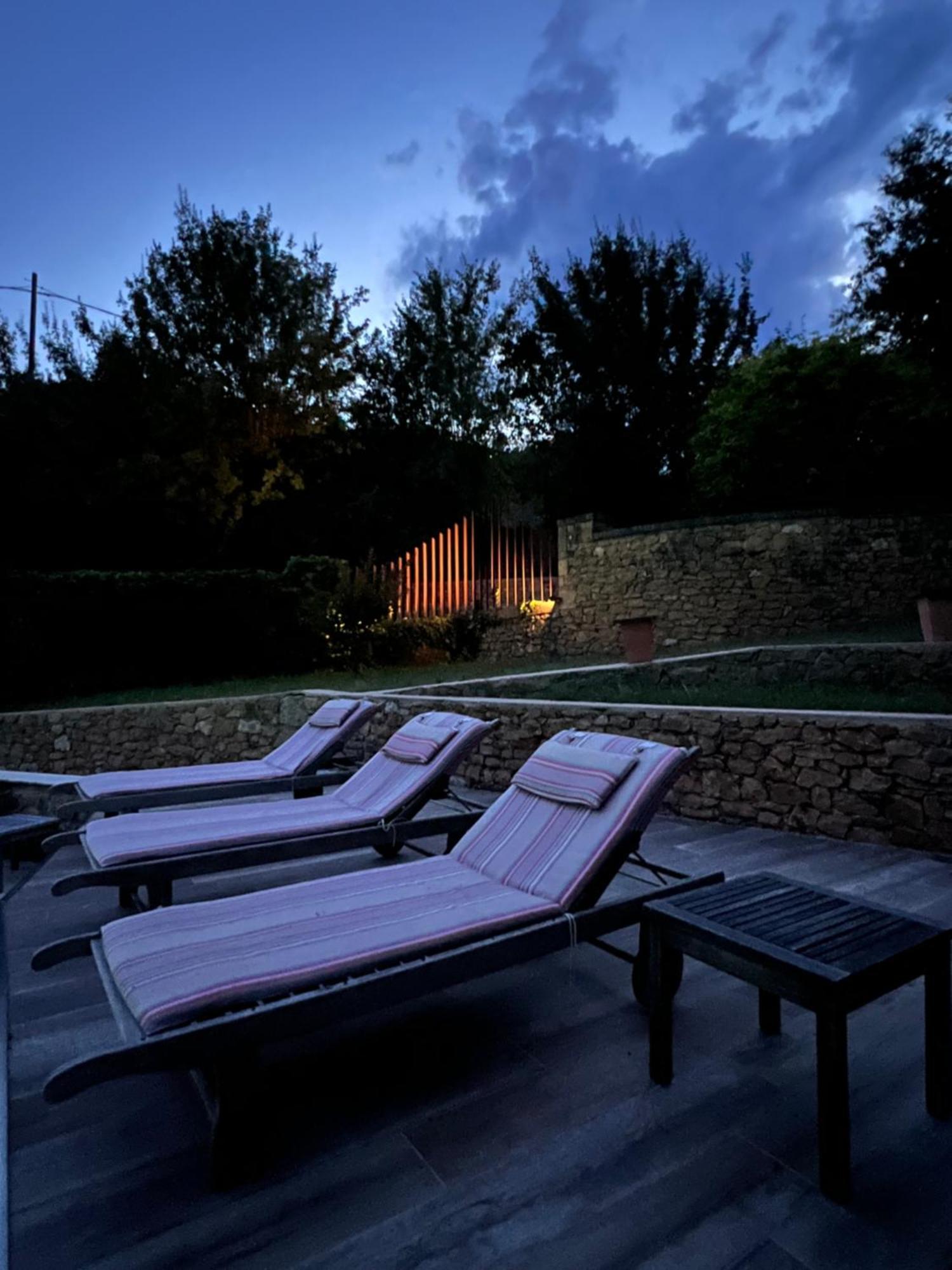 Gite Du Manoir Le Roc Couze-et-Saint-Front Exteriér fotografie