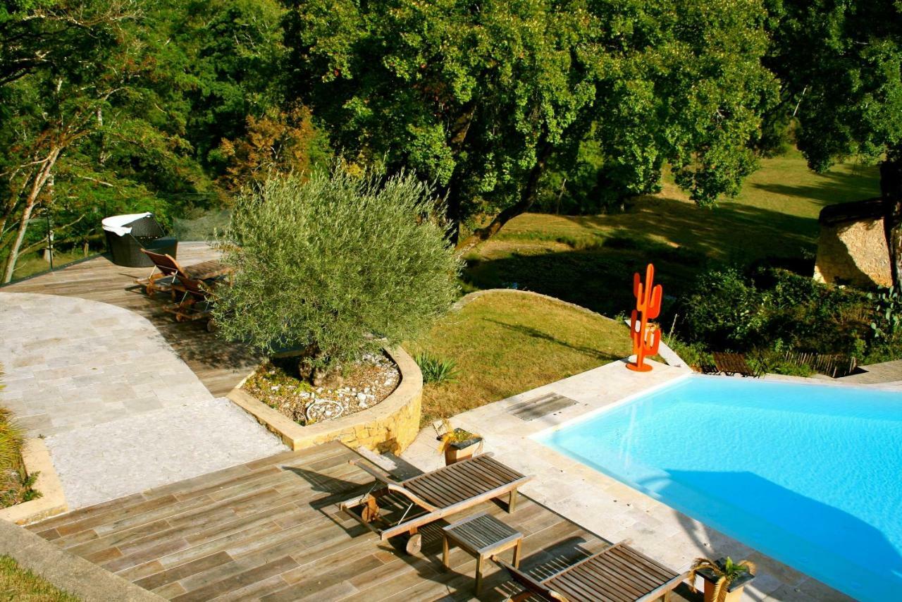 Gite Du Manoir Le Roc Couze-et-Saint-Front Exteriér fotografie